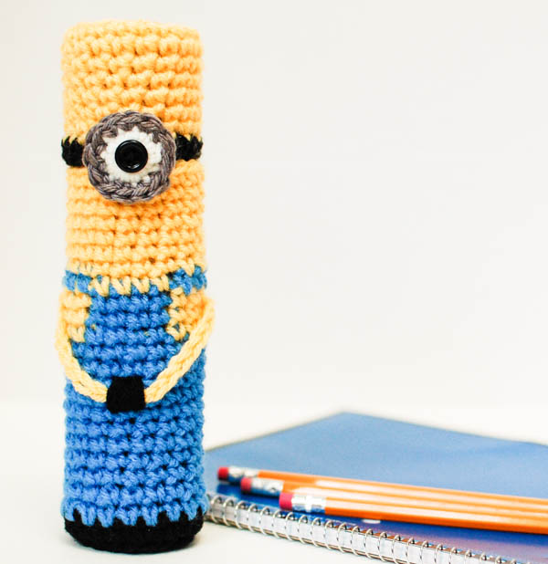 pencilbox-minions-crochet