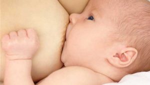 how-to-breast-feed-your-baby-1