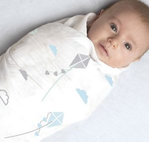 how-to-swaddle-the-baby-4