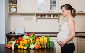 pregnant-women-should-be-careful-in-the-winter-months-1