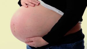 pregnant-women-should-be-careful-in-the-winter-months-4