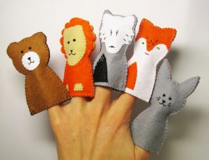 crocheted-finger-puppets-made-4