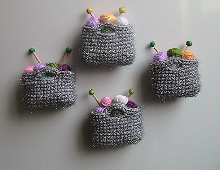 knitting-fridge-decorations