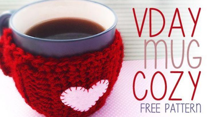 VALENTINE’S DAY MUG COZY (FREE PATTERN)