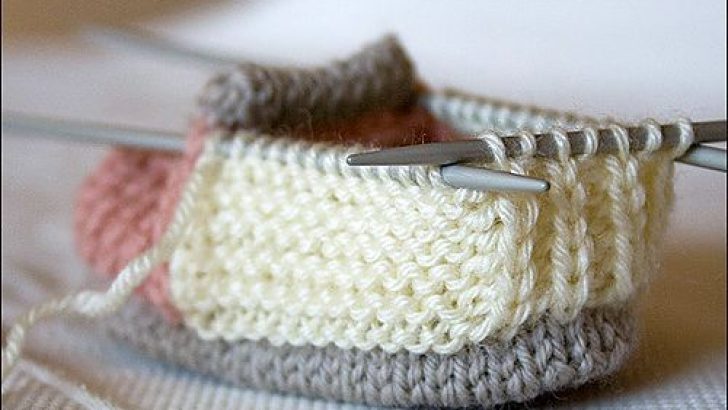 BABY’S BOOTEES