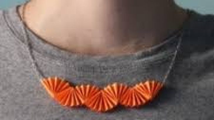 Have You Tried Making Necklaces With Paper