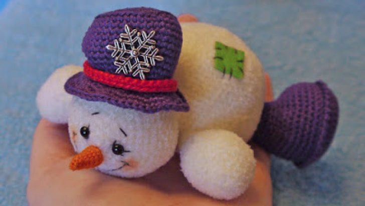 Amigurumi Snowman-Free Pattern