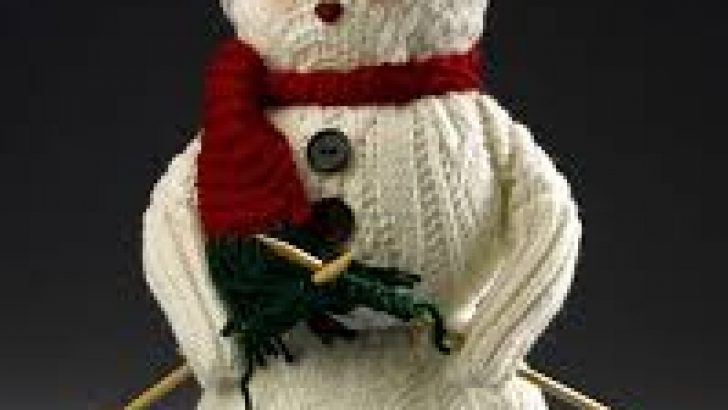 Making Snowman With Foam At Home