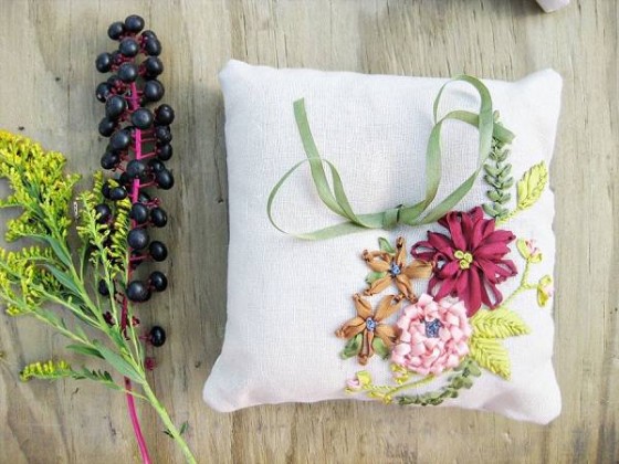 Decorate Your Throw Pillows With Ribbon