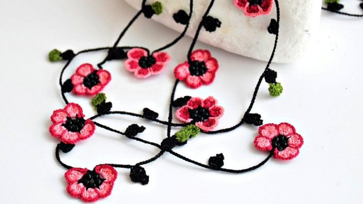 Crochet Necklace