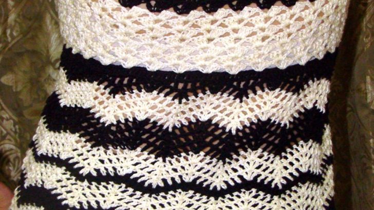 Strapless Lace Blouse Models