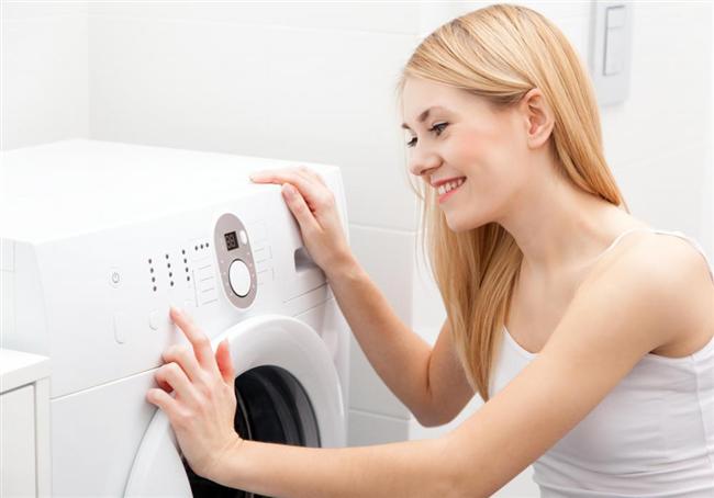 The Natural Whiteness Of The Laundry With Lemon