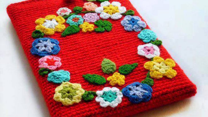 Knitted Tablet Cases
