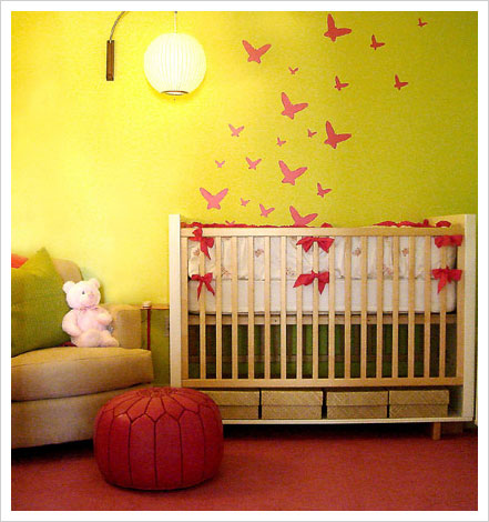 How should decorate the baby room?