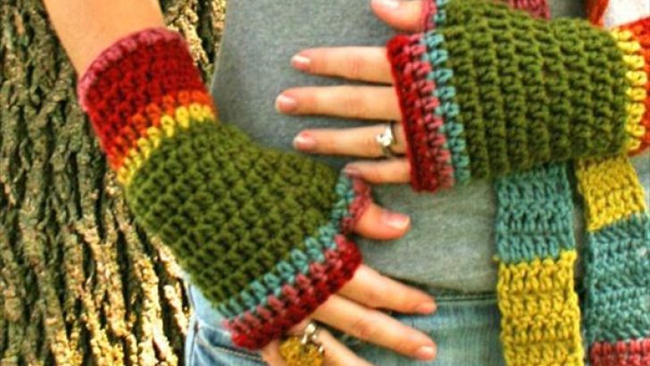 Hand Knit New Gloves Models