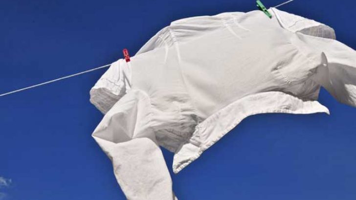 How to Remove Stains Deodrorant?