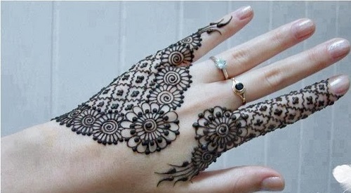 indian-henna-tattoo-model