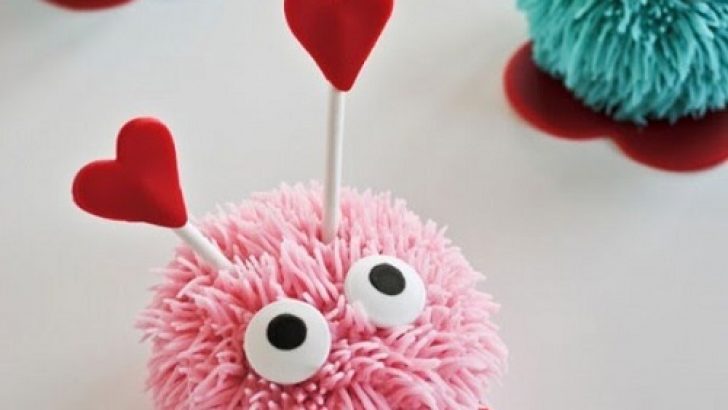 How to Make Interesting Pompom?