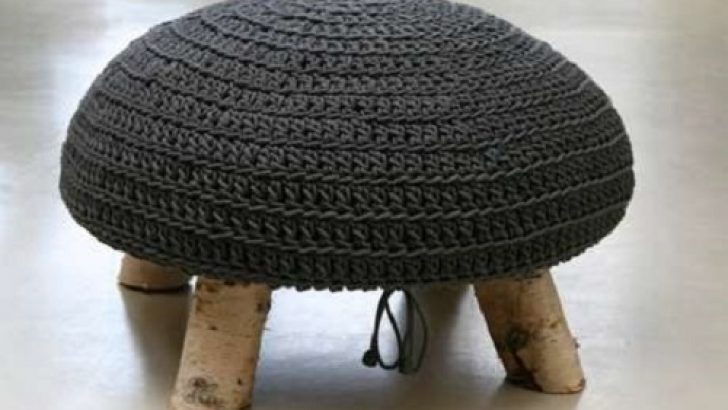 Handmade Modern Puff Models