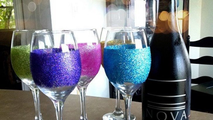 How to Made Cups Decorations?