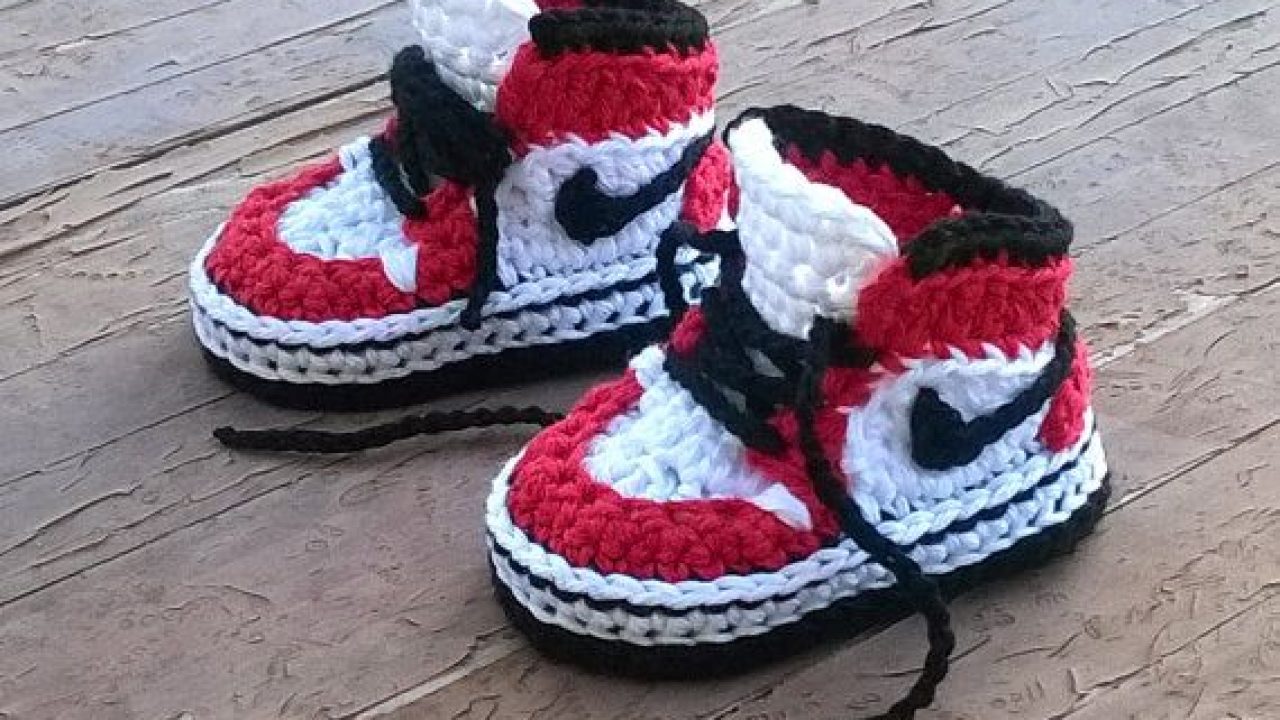 crochet baby nike shoes