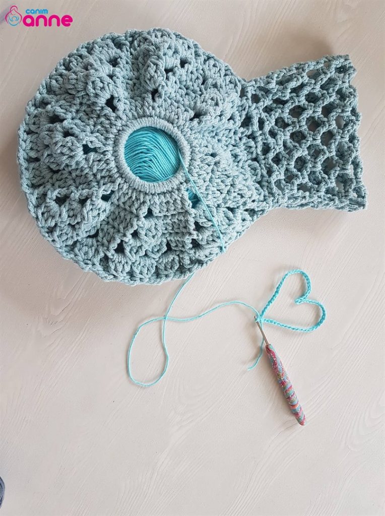 Crochet handcrafted bag pattern free