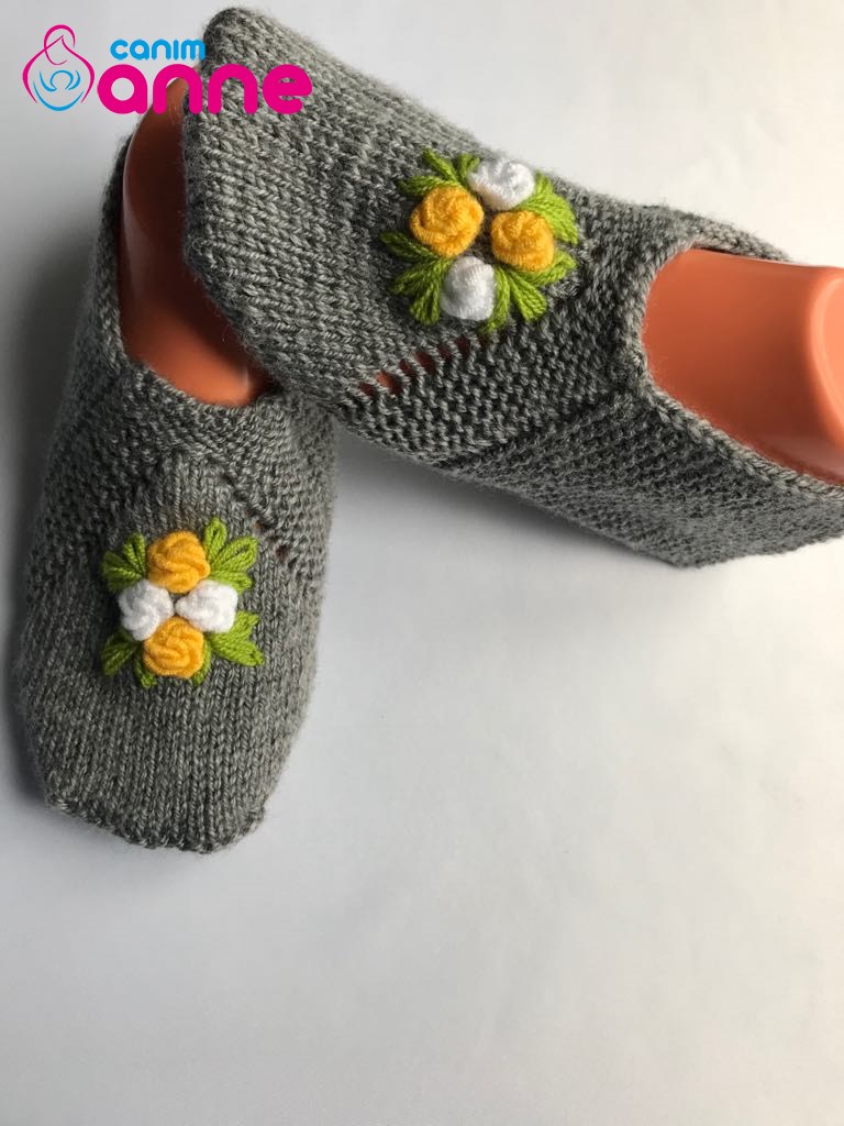 Two Skewers Processing Women Booties Pattern Free