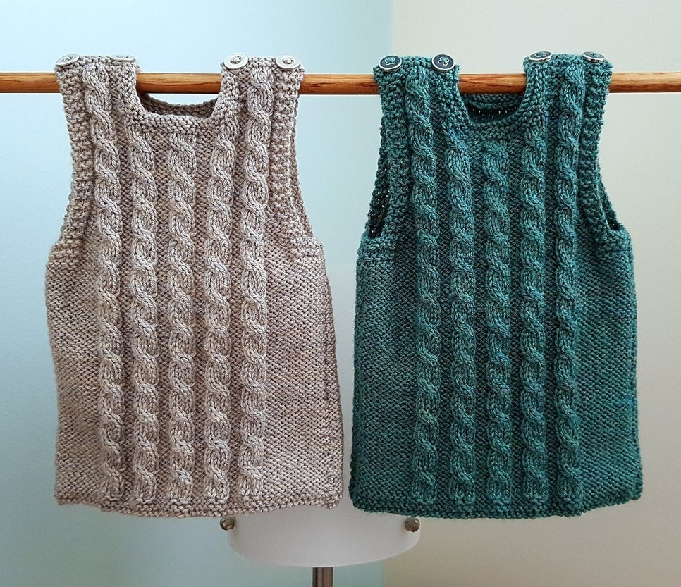 Patterns of knitted vests for adults